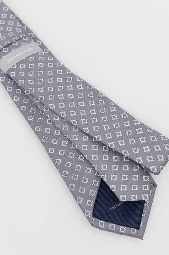 Ανδρικά Γραβάτες MICHAEL Michael Kors - Μεταξωτή γραβάτα ανοιχτό γκρι 2 Ανδρικά Γραβάτες MICHAEL Michael Kors - Μεταξωτή γραβάτα ανοιχτό γκρι - Image 2